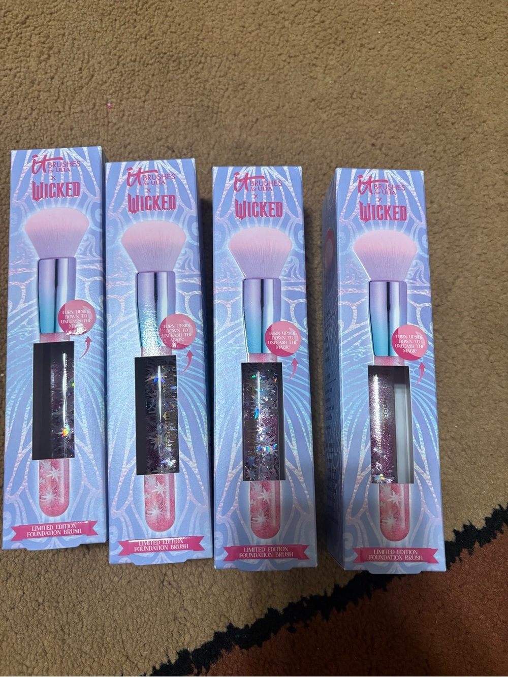 NIB IT Cosmetics Wicked Limited Edition Pink Foundation Brush - Makeup Brush